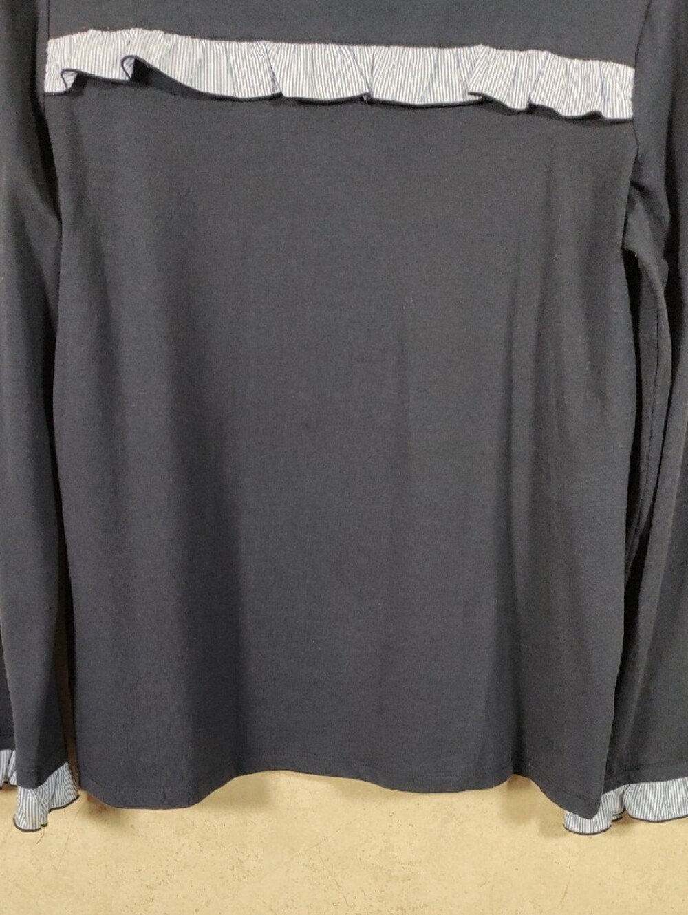 H137 Talbots Navy Long-Sleeve Ruffle Accent Top - Picture 4 of 11